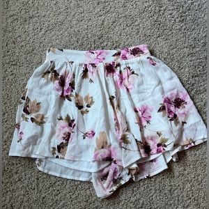 Women White Floral Flowy Shorts